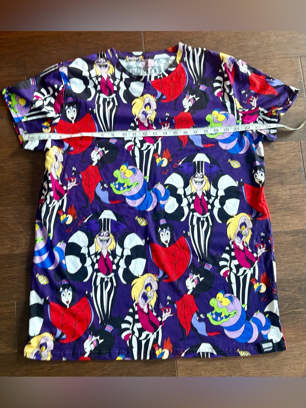 Beetlejuice Animated Series Cakeworthy Adult T-shirt Size Large Unisex Burton - Picture 2 of 4